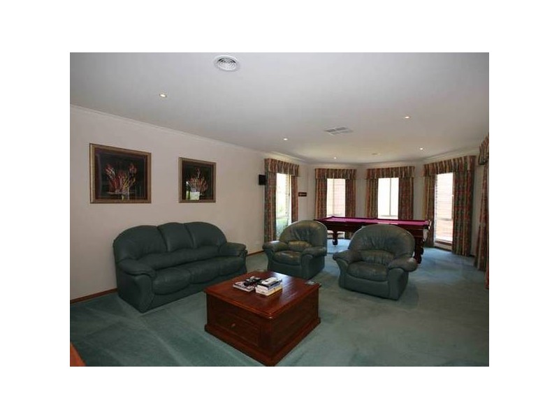 28 Sanctuary Way, Beaconsfield VIC 3807