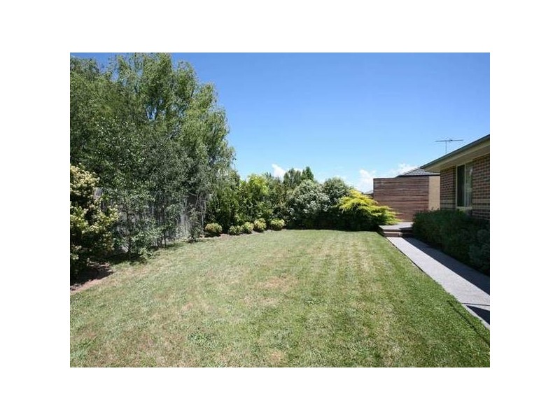 28 Sanctuary Way, Beaconsfield VIC 3807