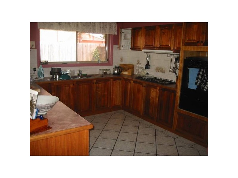 2 Montgomery Court, Narre Warren South VIC 3805