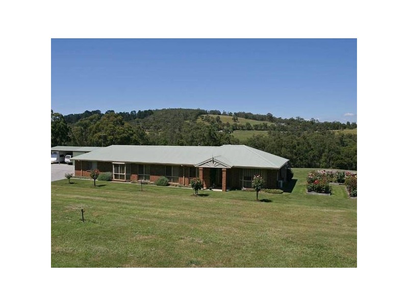 30 Appletree Lane, Pakenham Upper VIC 3810