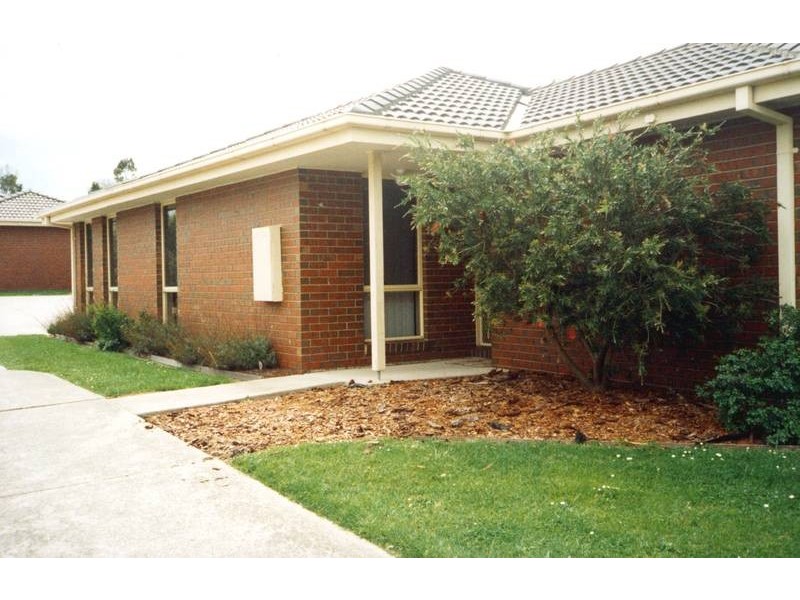 1/59 Strathaven Drive, Berwick VIC 3806