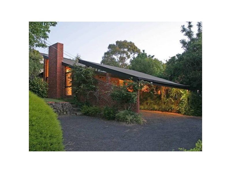 12 Miller Street, Berwick VIC 3806