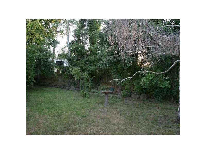 12 Miller Street, Berwick VIC 3806