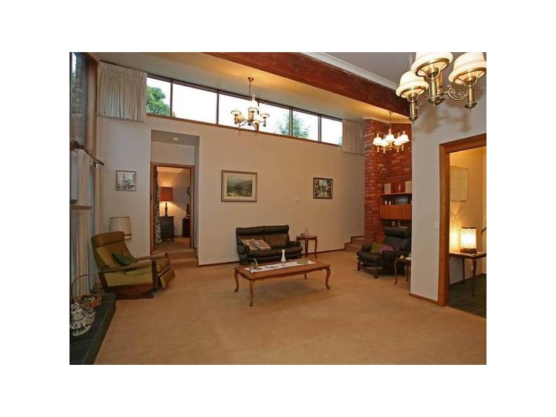 12 Miller Street, Berwick VIC 3806