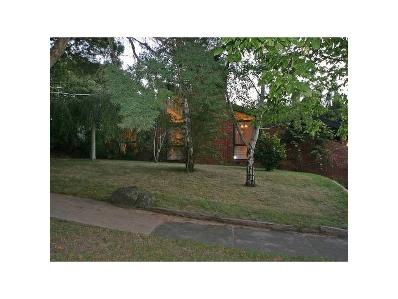 12 Miller Street, Berwick VIC 3806