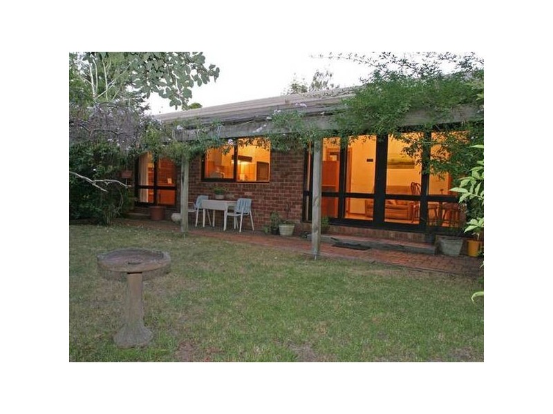 12 Miller Street, Berwick VIC 3806