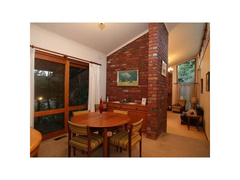 12 Miller Street, Berwick VIC 3806