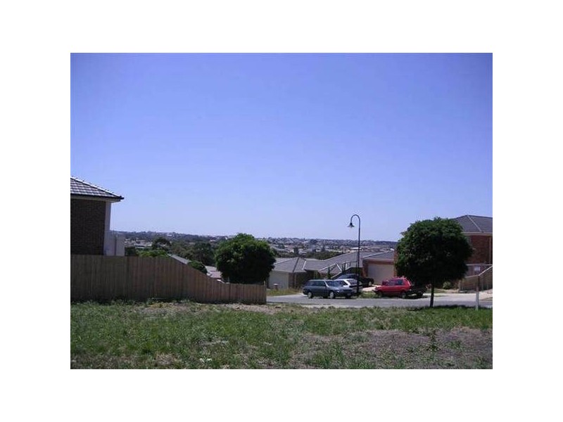 21 Locarno Place, Narre Warren South VIC 3805