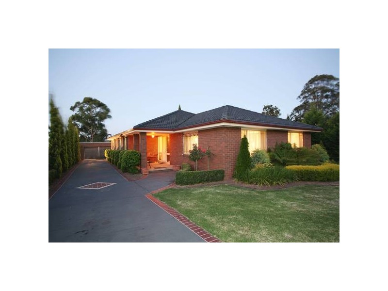 10 Hair Court, Beaconsfield VIC 3807