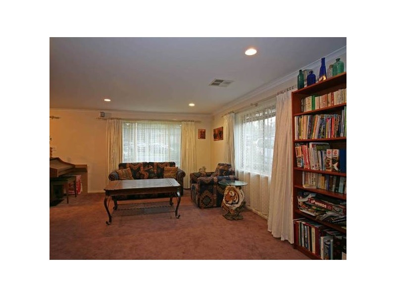 10 Hair Court, Beaconsfield VIC 3807