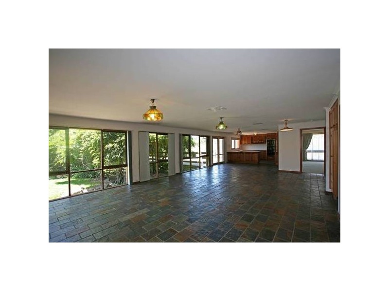 530 Berwick Road, Narre Warren East VIC 3804