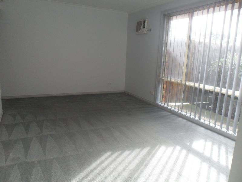 15 Sanctuary Rise, Narre Warren VIC 3805