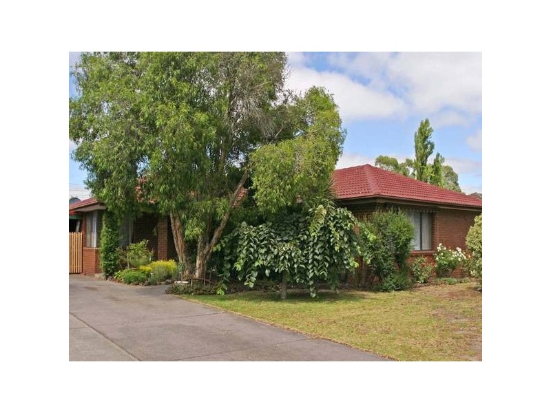23 Ambleside Crescent, Berwick VIC 3806
