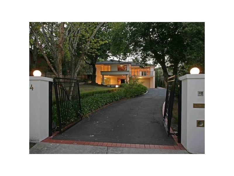 44 Peel Street, Berwick VIC 3806