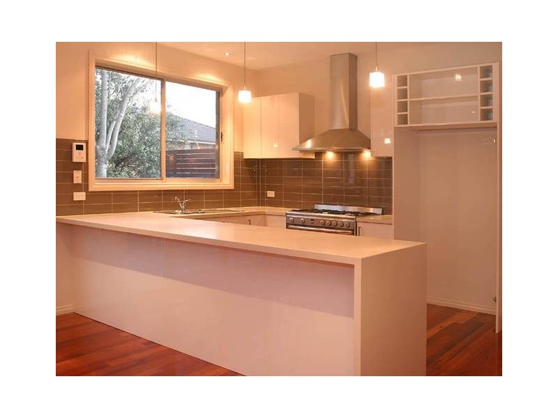 3/4a Buchanan Road, Berwick VIC 3806