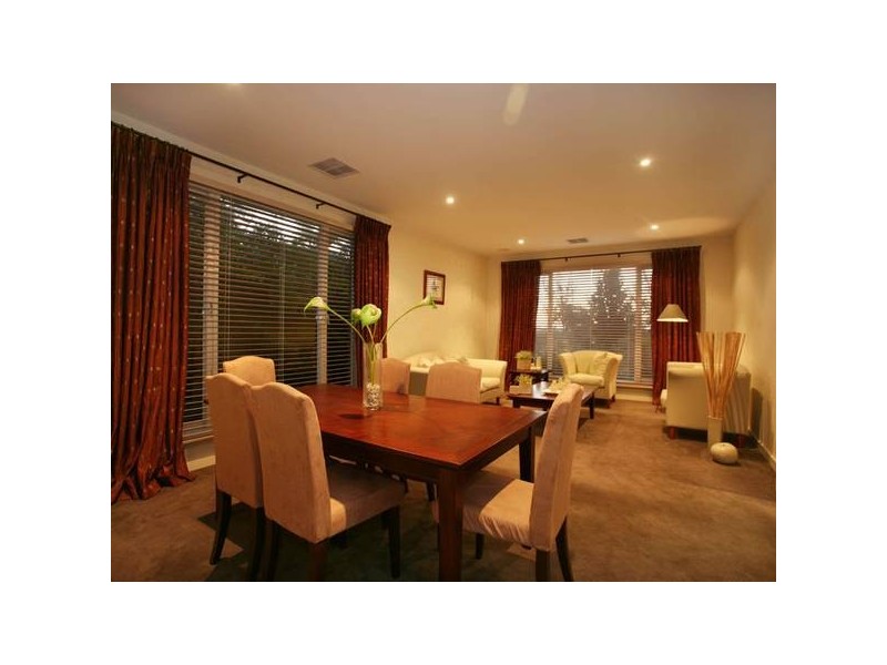 3 Oakmoss Place, Berwick VIC 3806