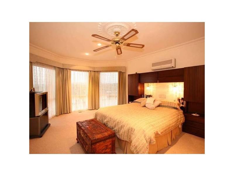 28 John Joseph Court, Narre Warren North VIC 3804