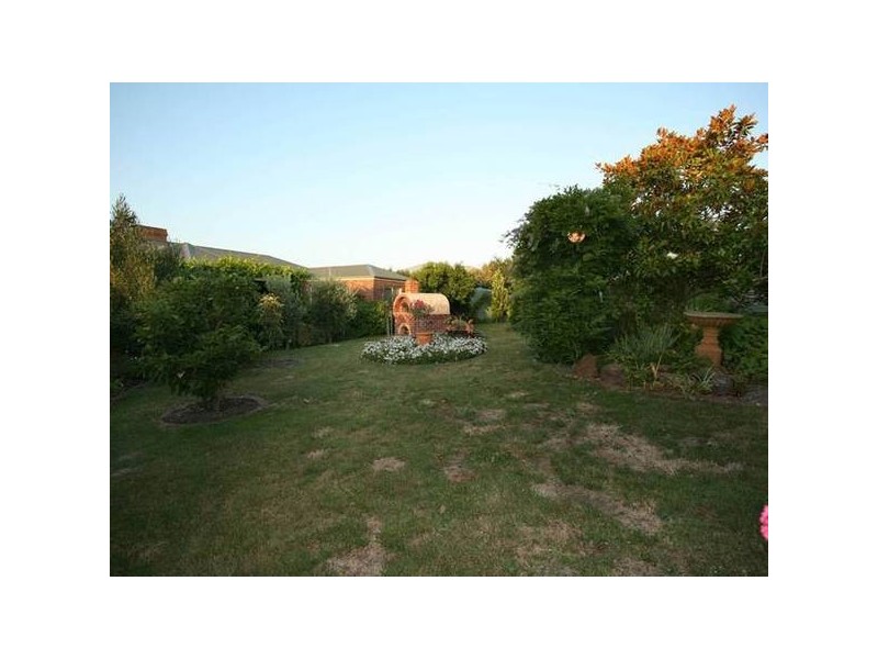 28 John Joseph Court, Narre Warren North VIC 3804