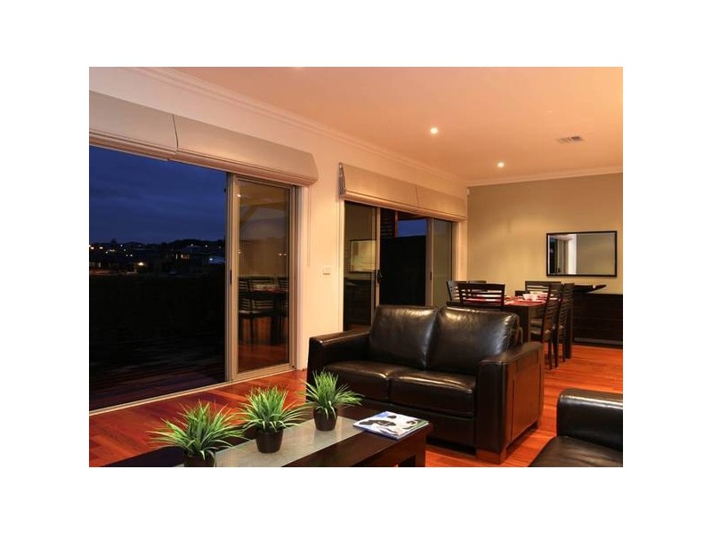 6/25 Canberra Avenue, Berwick VIC 3806