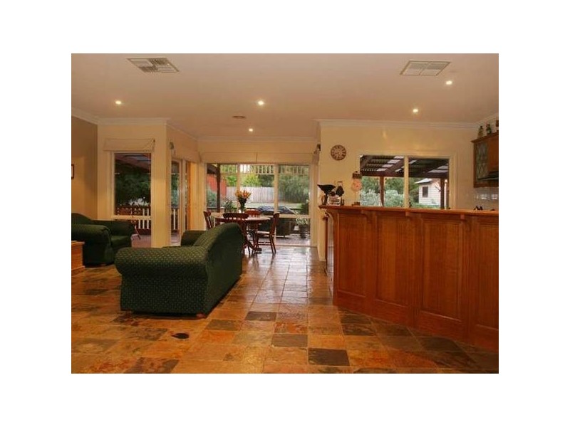 21 Jesse Court, Narre Warren North VIC 3804