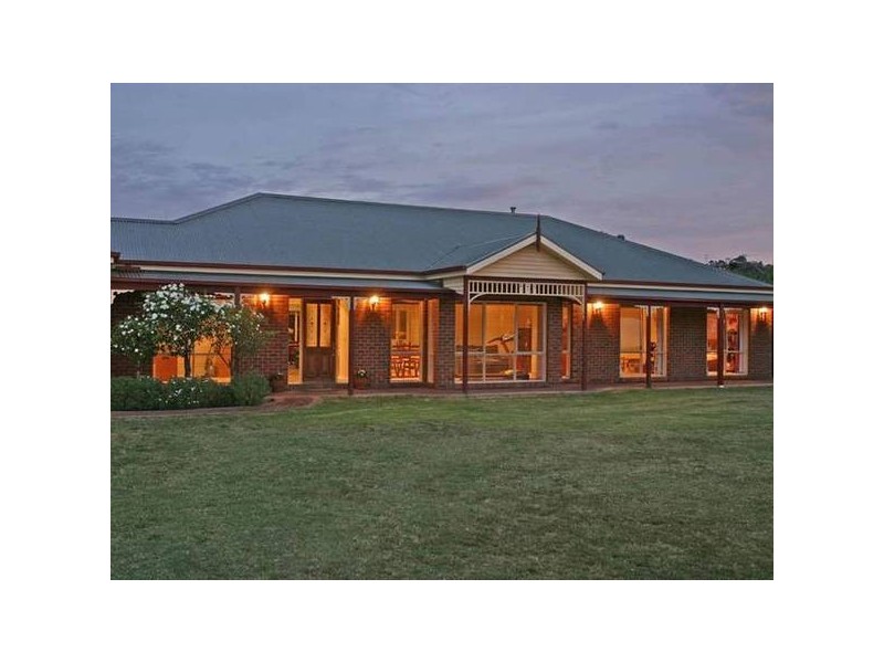 21 Jesse Court, Narre Warren North VIC 3804