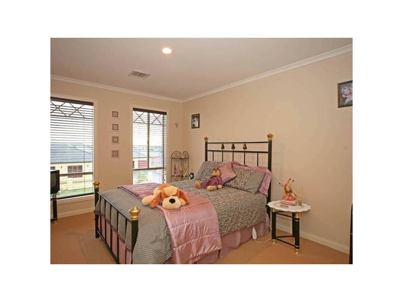 9 Parramatta Place, Berwick VIC 3806