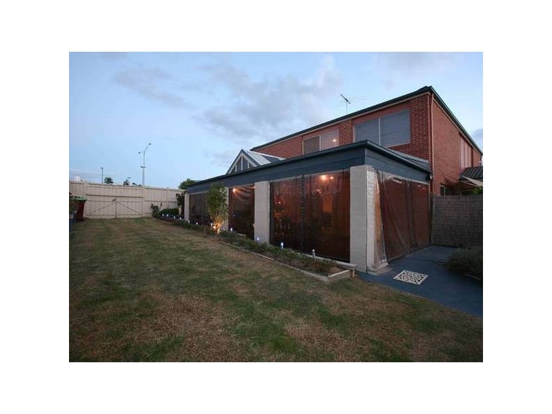 9 Parramatta Place, Berwick VIC 3806