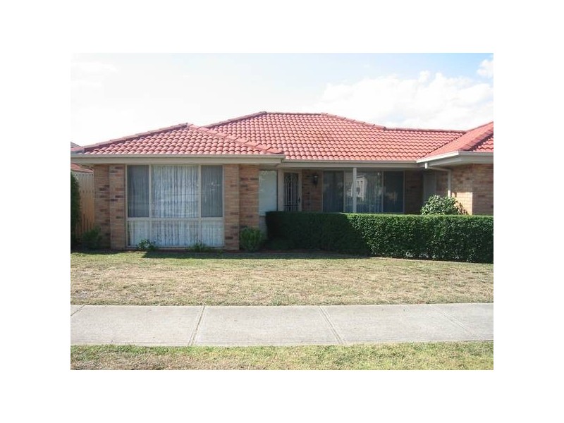 43 Highland Crescent, Narre Warren South VIC 3805