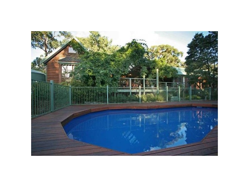 13 Fraser Avenue, Beaconsfield Upper VIC 3808