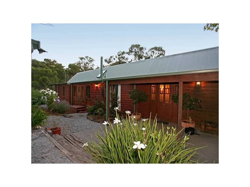 13 Fraser Avenue, Beaconsfield Upper VIC 3808