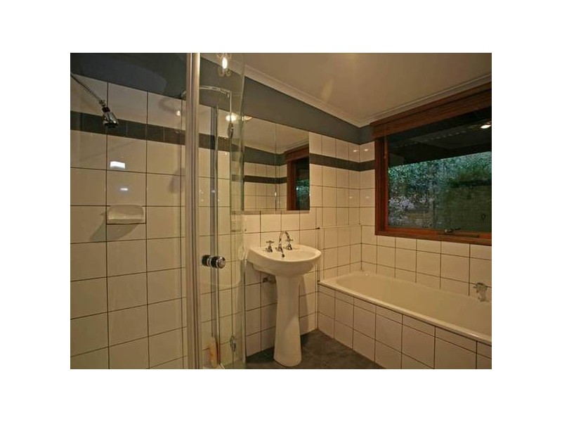 13 Fraser Avenue, Beaconsfield Upper VIC 3808