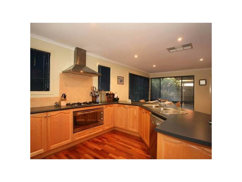 58 Fieldstone Boulevard, Beaconsfield VIC 3807