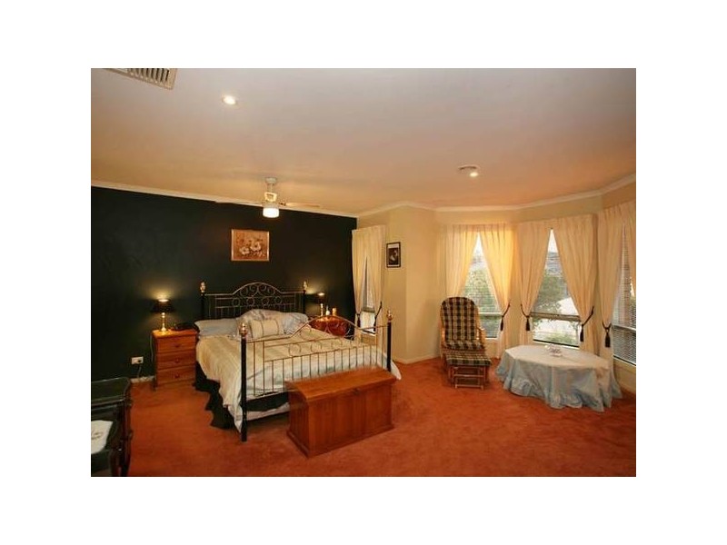 58 Fieldstone Boulevard, Beaconsfield VIC 3807