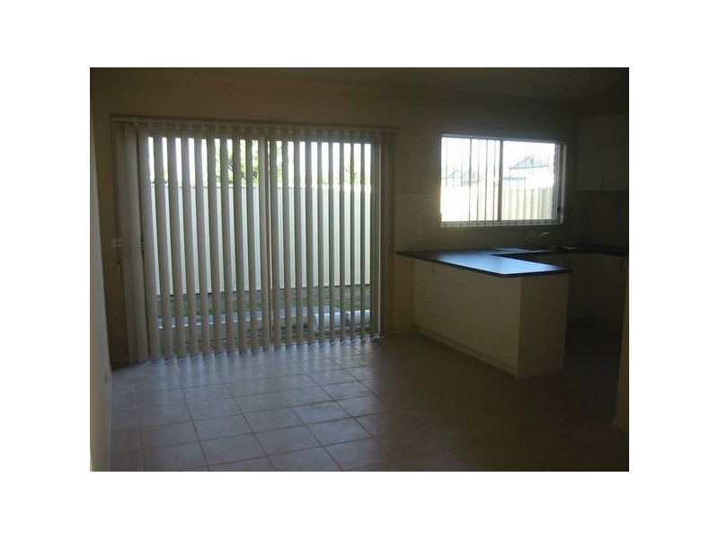 5/3 Iris Place, Pakenham VIC 3810