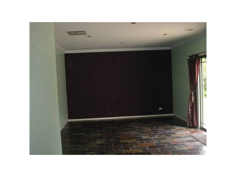 67 Tivendale Road, Officer VIC 3809