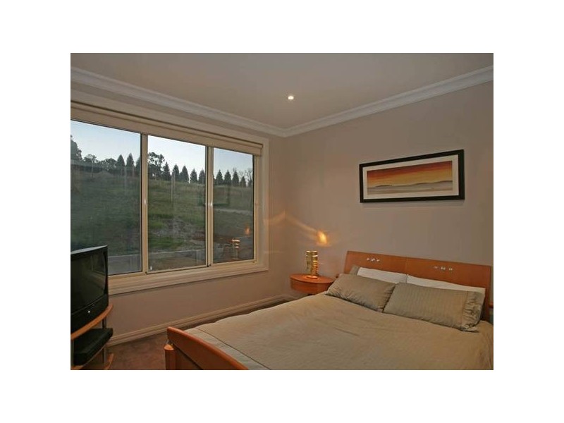 55 Ebeli Close, Narre Warren North VIC 3804