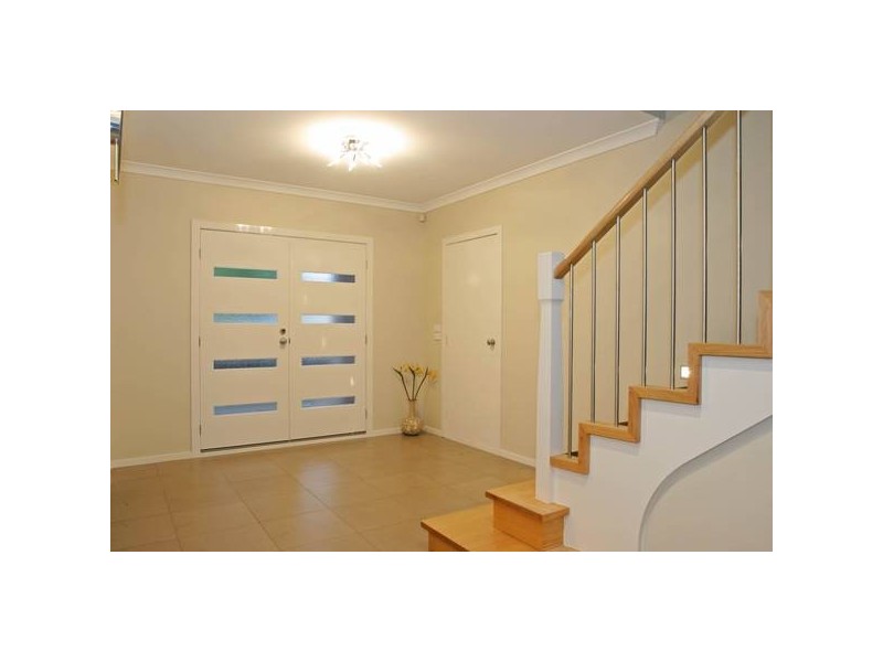 57 Loxley Boulevard, Narre Warren South VIC 3805