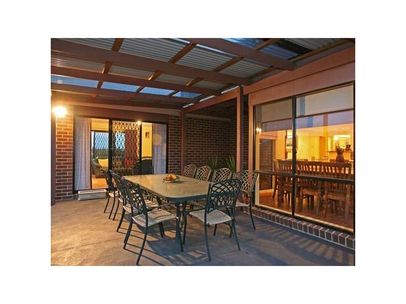 12 Denmark Hill Road, Berwick VIC 3806