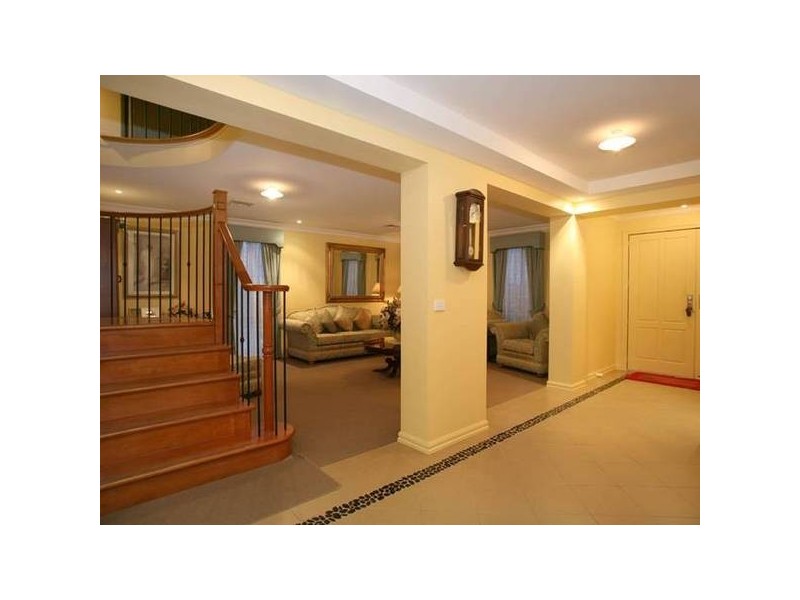 12 Denmark Hill Road, Berwick VIC 3806