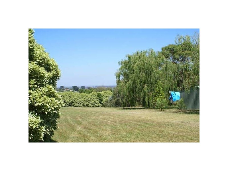 41 Robinson Road, Narre Warren North VIC 3804