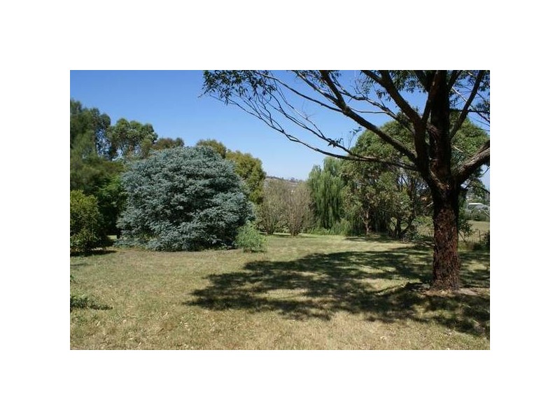 41 Robinson Road, Narre Warren North VIC 3804