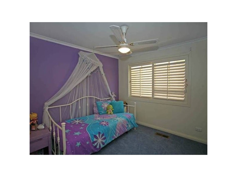 16 Tyntynder Close, Berwick VIC 3806