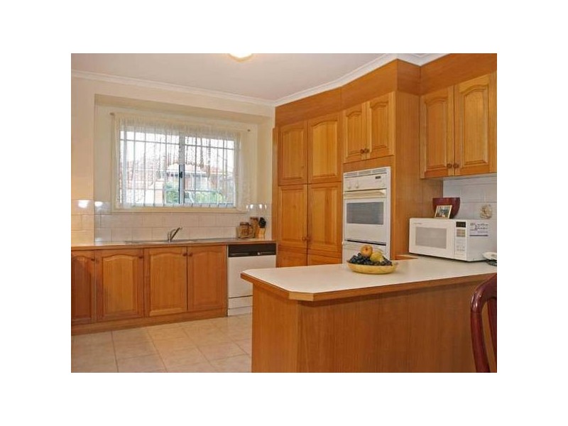 24 Ingleton Court, Narre Warren VIC 3805