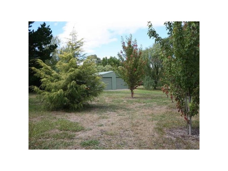 37 Robinson Road, Narre Warren North VIC 3804