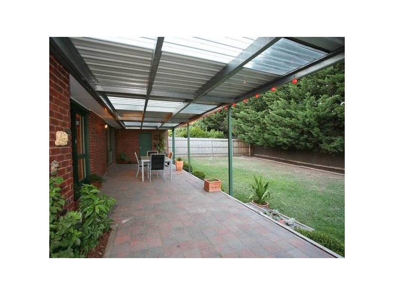 72 Collins Crescent, Berwick VIC 3806