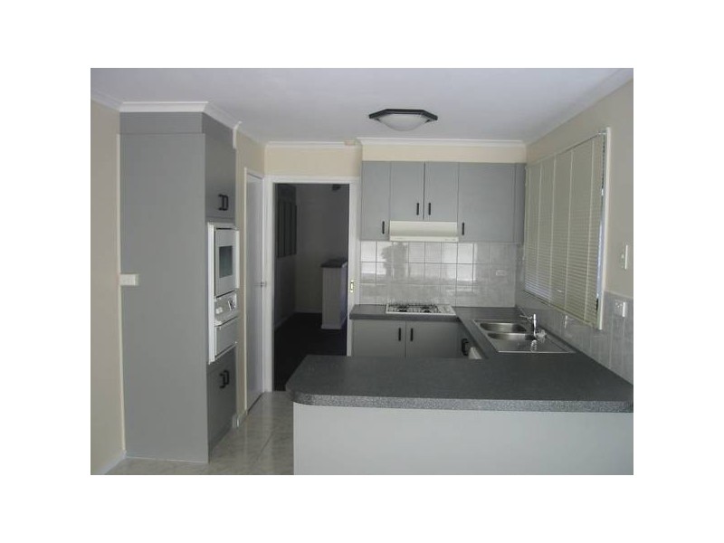 66 Lake View Drive, Narre Warren South VIC 3805