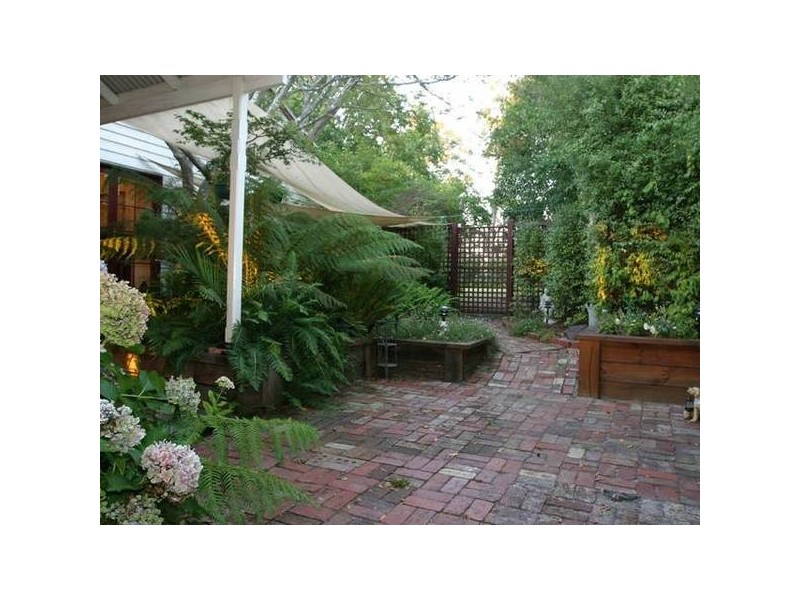 7 St Georges Road, Beaconsfield Upper VIC 3808