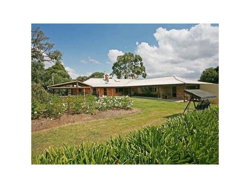 166 Boundary Road, Narre Warren East VIC 3804