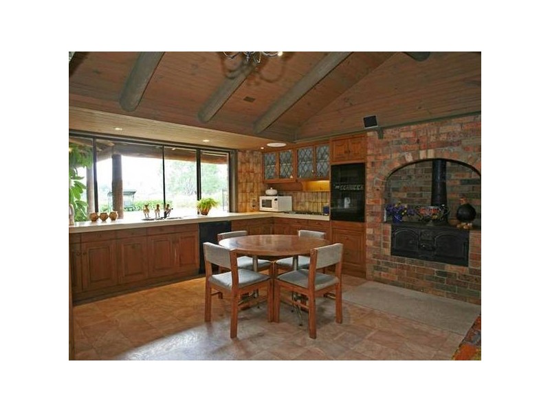 166 Boundary Road, Narre Warren East VIC 3804