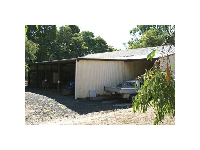 166 Boundary Road, Narre Warren East VIC 3804